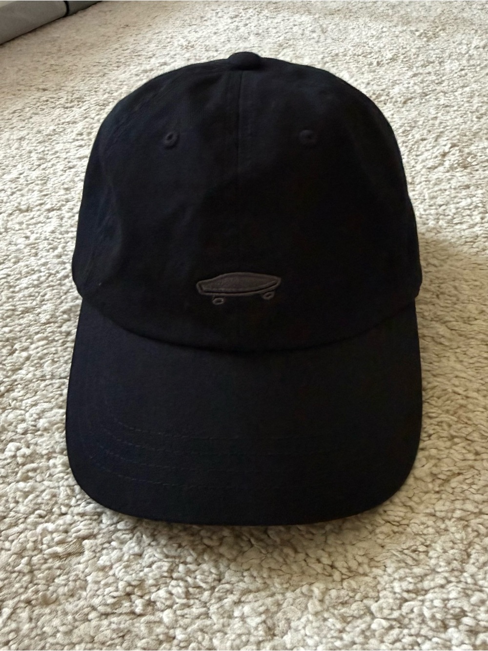 Black Skateboard Logo Men's Baseball Cap